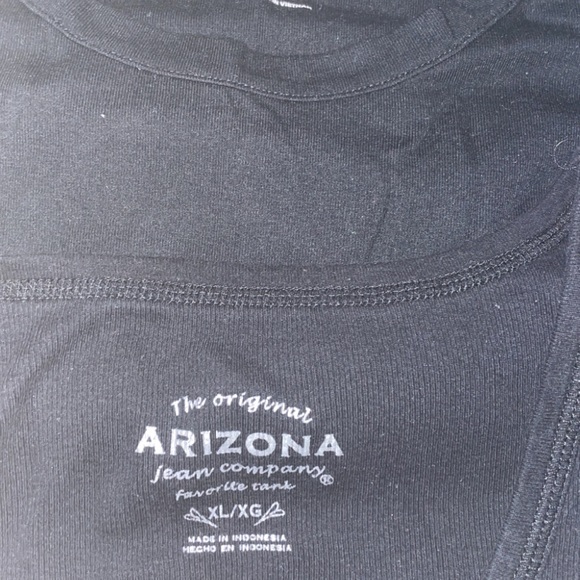 Tank top bundle - Picture 4 of 5